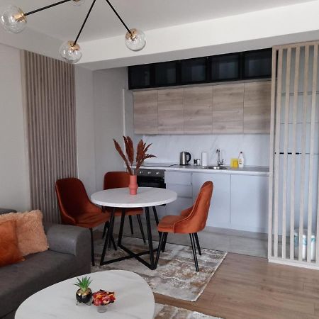 Centar Two Apartment Skopje Exterior photo