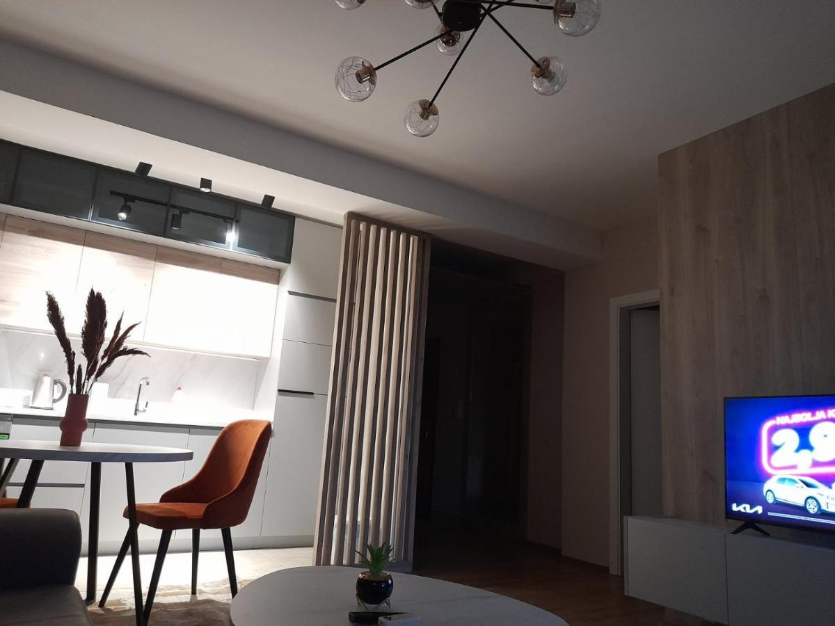 Centar Two Apartment Skopje Exterior photo