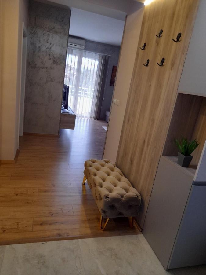 Centar Two Apartment Skopje Exterior photo
